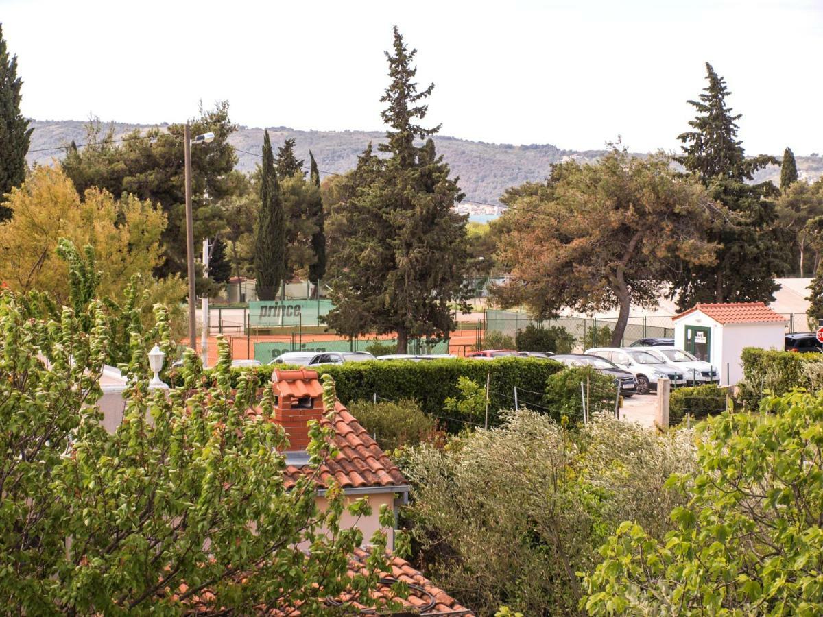 Apartment Pletikosic Kaštela Esterno foto